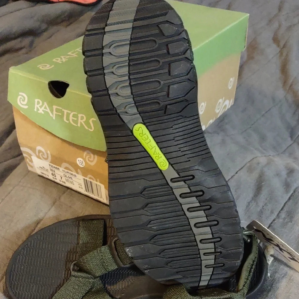 Rafters Olive Green Stillwater Sandals Men's 7 Women's 8.5/9